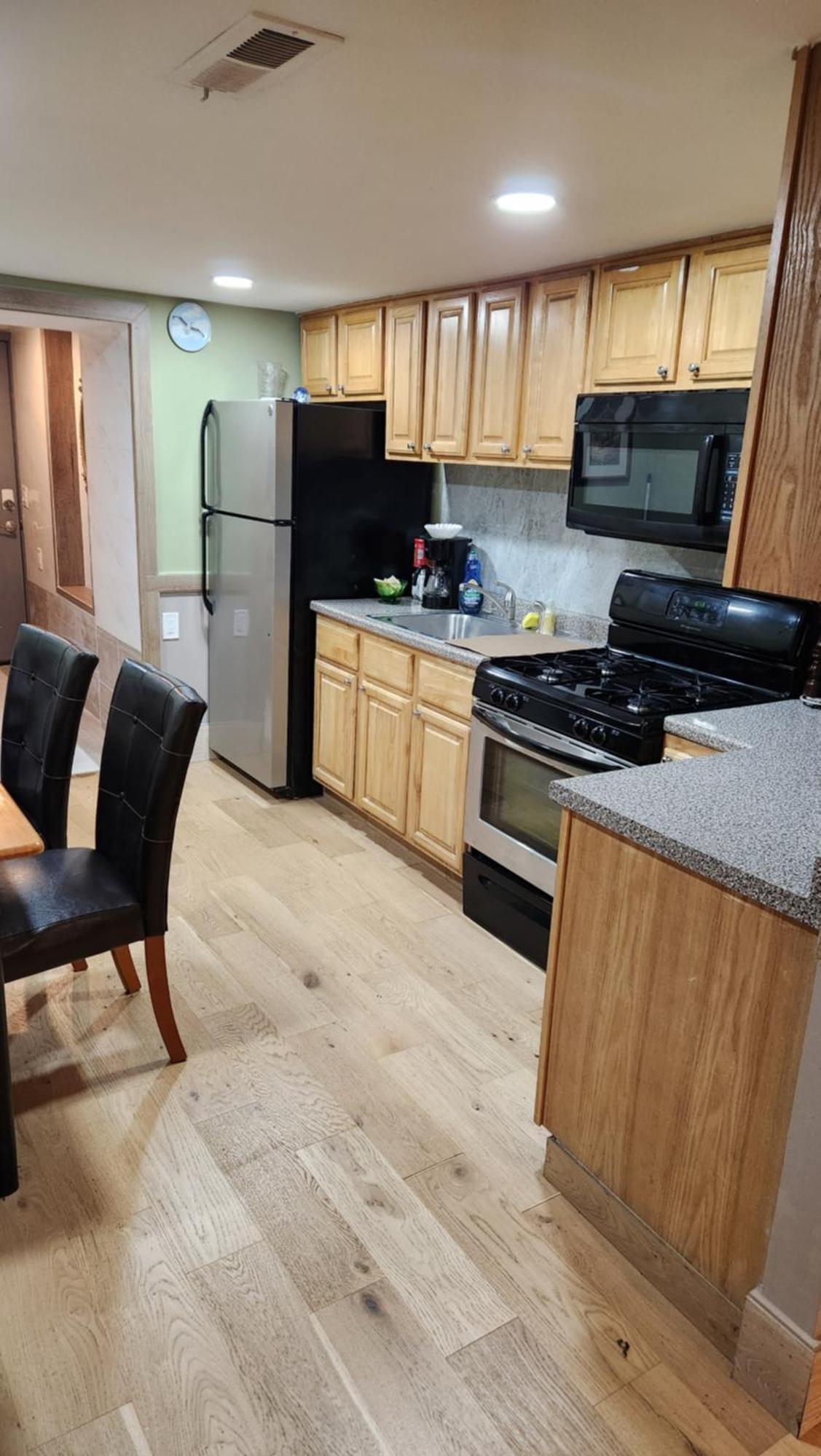 Two Bedroom Few Blocks From The Beach And Tropicana Casino Atlantic City Exteriör bild